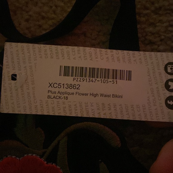 Black high waisted bikini with flowers bathing suit from Boohoo, never worn - Picture 2 of 2